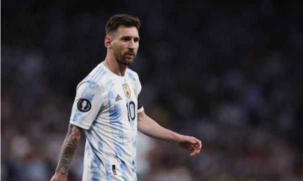 任嘉伦彭小苒《凤凰台上》深情演绎，江湖侠女入宫记